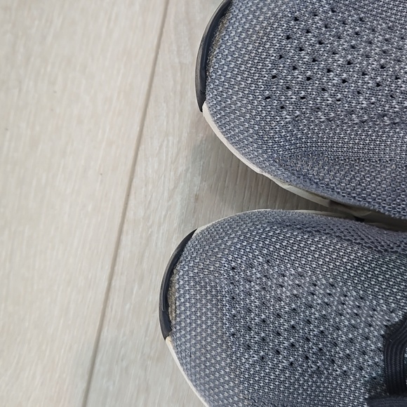 On Running Women Athletic Running Sneakers Shoes Sz 8.5 - Picture 8 of 13